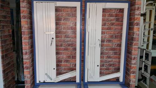 Pragul grilajului se ridica